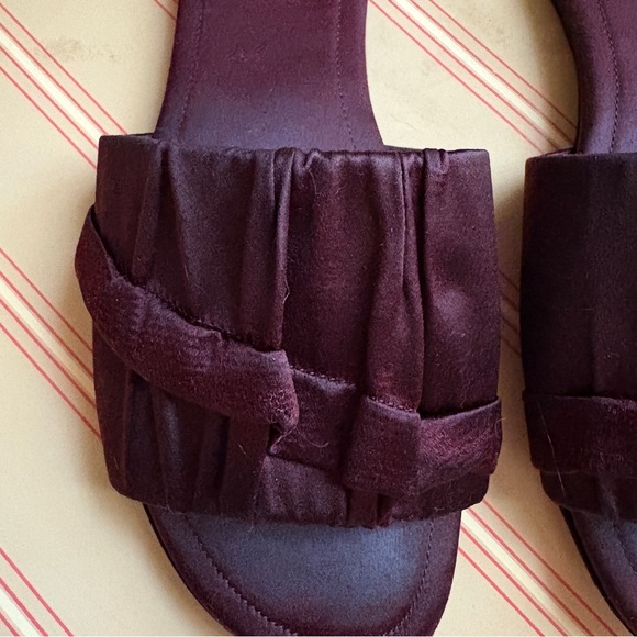 🥀 The Row Oxblood Satin "Ellen" Slide Sandals Sz EU 37.5 / US 7 🥀 - Picture 8 of 12